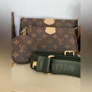 ❌❌SOLD❌❌Louis Vuitton Multi Pochette Khaki